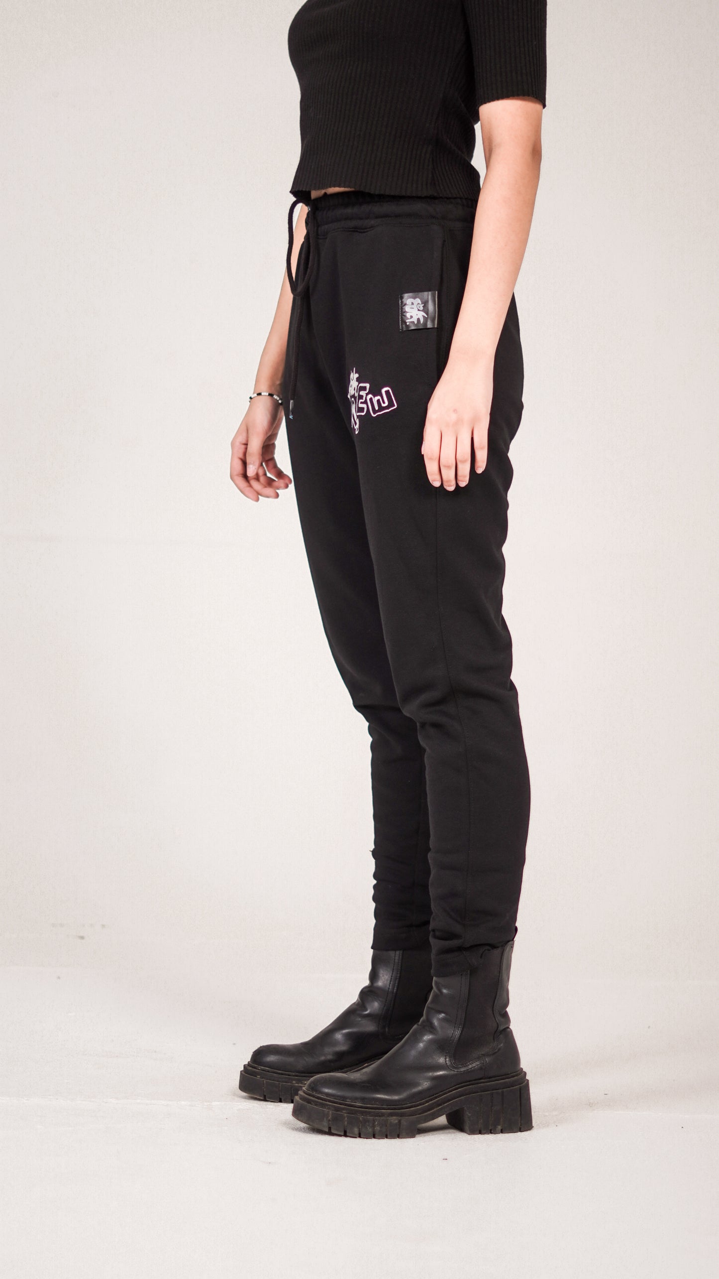 "CULT CREW" Totally Black - Straight Pants