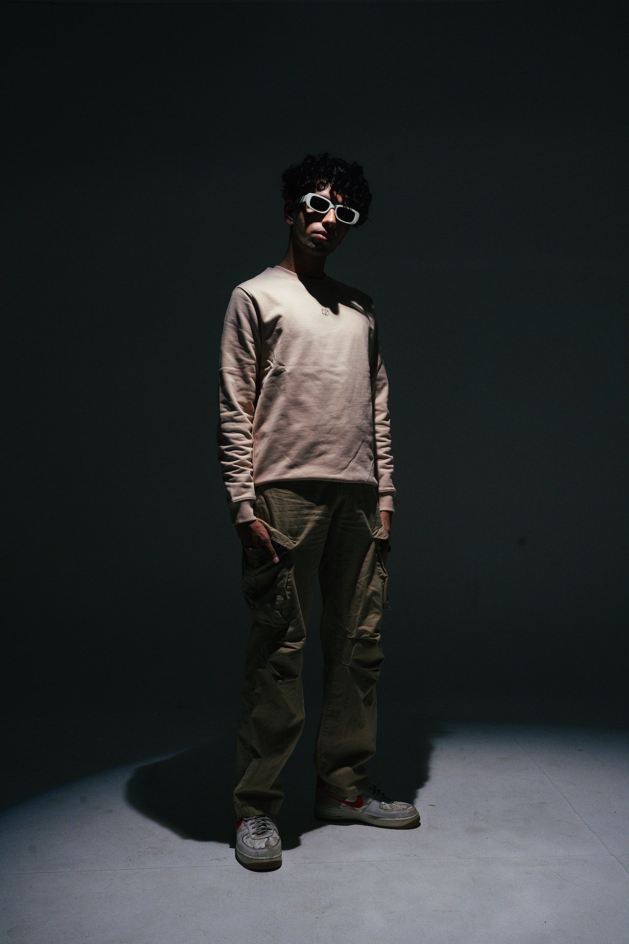 "PAKI BOX" - VANILLA CREAM BEIGE - Regular Fit THICK Sweatshirt